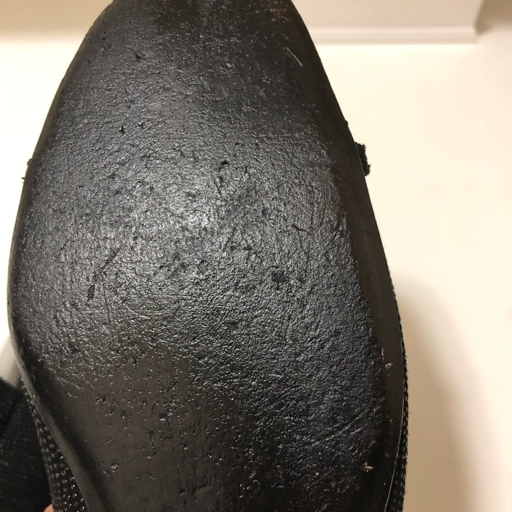 Stuart Weitzman - Picture 7 of 8